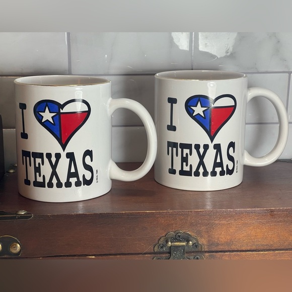 I Love TEXAS Set of Two Coffee Mugs - Picture 2 of 10